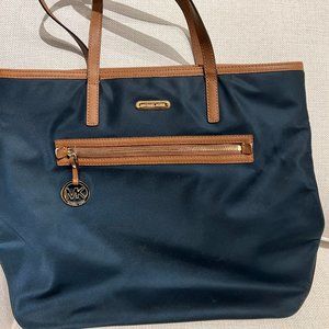 Michael Kors Tote